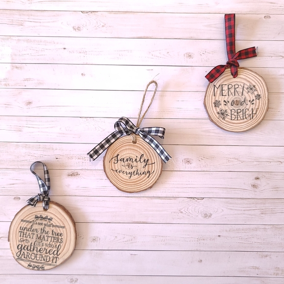 Rustic Wood Slices For DIY Holiday Ornaments - Picture 5 of 6